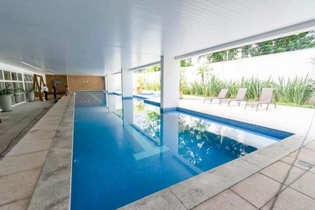 Apartamento à venda com 53m², 1 quarto e 1 vaga Apartamento à venda com 53m², 1 quarto e 1 vagaÁrea comum - Piscina