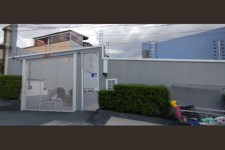 Casa de condomínio à venda com 73m², 2 quartos e 1 vagaFachada + Placa