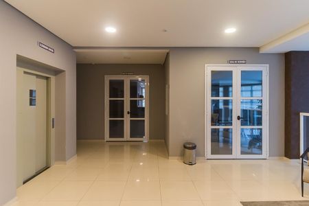 Studio para alugar com 40m², 1 quarto e 1 vaga Studio para alugar com 40m², 1 quarto e 1 vagaSala de Reunião