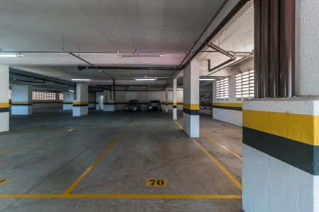 Studio para alugar com 40m², 1 quarto e 1 vaga Studio para alugar com 40m², 1 quarto e 1 vagaGaragem