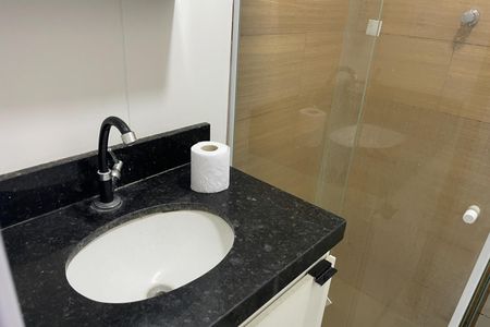 Banheiro de casa para alugar com 1 quarto, 45m² em Vila São Luis, Duque de Caxias