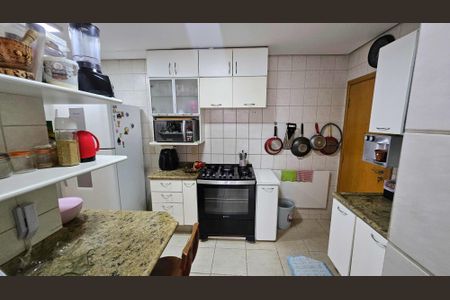 Apartamento para alugar com 3 quartos, 130m² em Setor Bueno, Goiânia