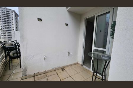 Apartamento para alugar com 3 quartos, 130m² em Setor Bueno, Goiânia