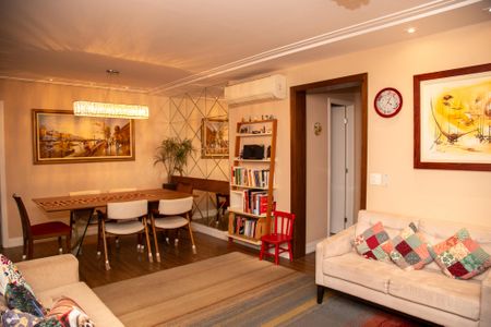 Apartamento à venda com 105m², 3 quartos e 2 vagasSala