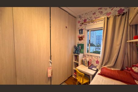 Apartamento à venda com 105m², 3 quartos e 2 vagasQuarto 2