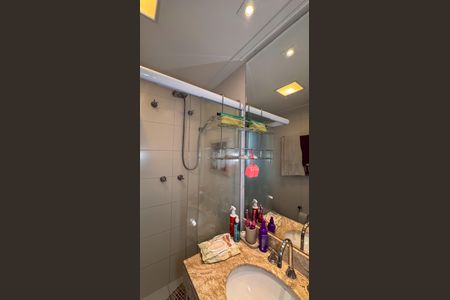 Apartamento à venda com 105m², 3 quartos e 2 vagasBanheiro