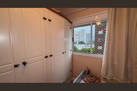 Apartamento à venda com 105m², 3 quartos e 2 vagasQuarto 3