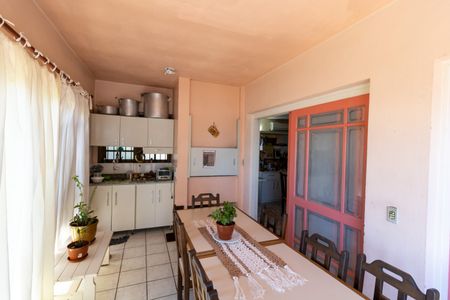 Casa à venda com 260m², 3 quartos e 3 vagasChurrasqueira