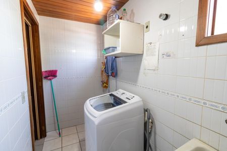 Casa à venda com 260m², 3 quartos e 3 vagasÁrea de Serviço