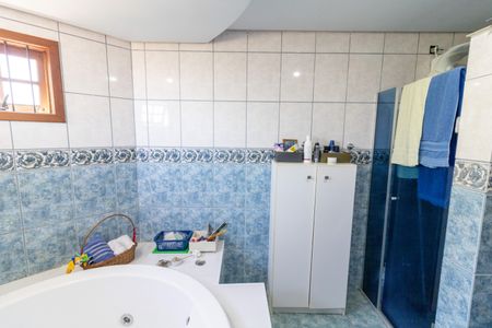 Casa à venda com 260m², 3 quartos e 3 vagasBanheiro da Suíte