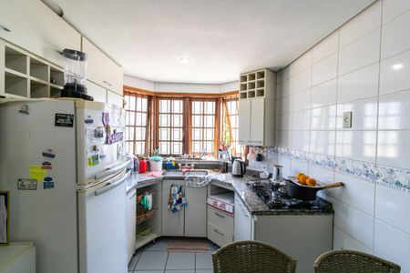 Casa à venda com 260m², 3 quartos e 3 vagasCozinha