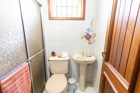 Casa à venda com 260m², 3 quartos e 3 vagasBanheiro de serviço