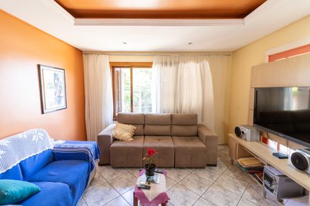 Sala de casa à venda com 3 quartos, 260m² em Teresópolis, Porto Alegre