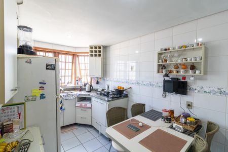 Casa à venda com 260m², 3 quartos e 3 vagasCozinha