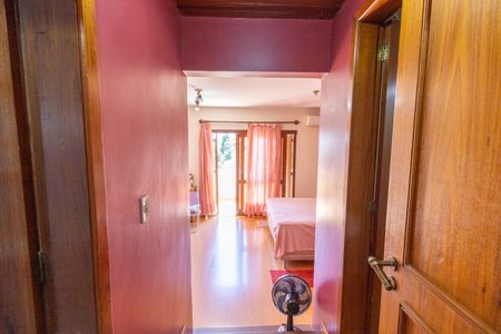 Casa à venda com 260m², 3 quartos e 3 vagasSuíte