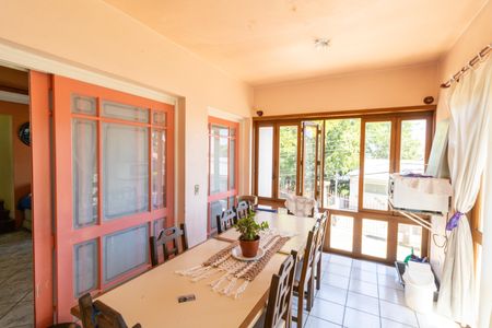 Casa à venda com 260m², 3 quartos e 3 vagasChurrasqueira