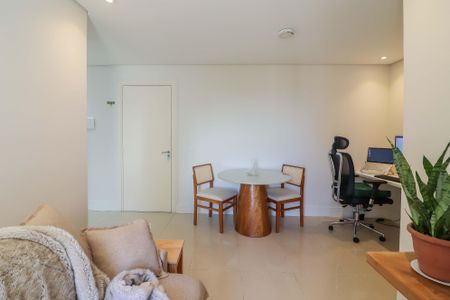 Sala de apartamento à venda com 2 quartos, 58m² em Jardim das Vertentes, São Paulo