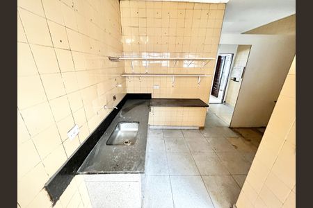 Casa à venda com 170m², 4 quartos e 2 vagasCozinha