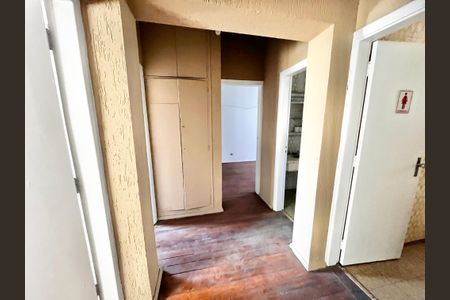 Casa à venda com 170m², 4 quartos e 2 vagasCopa