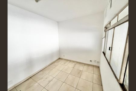 Casa à venda com 170m², 4 quartos e 2 vagasSala