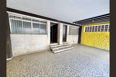 Casa à venda com 170m², 4 quartos e 2 vagasGaragem
