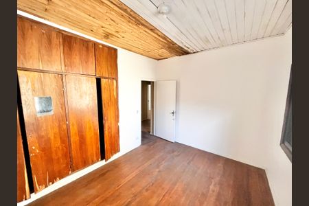 Casa à venda com 170m², 4 quartos e 2 vagasQuarto 1