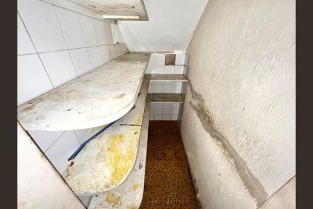 Casa à venda com 170m², 4 quartos e 2 vagasDespensa