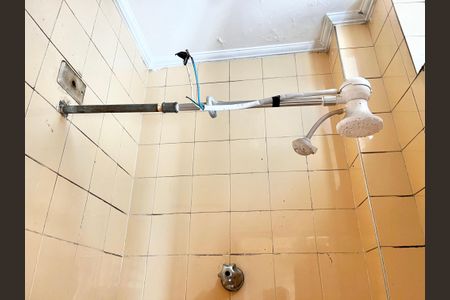 Casa à venda com 170m², 4 quartos e 2 vagasBanheiro de serviço