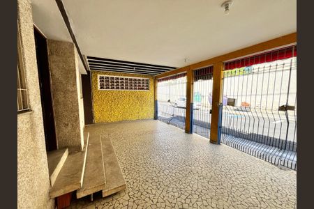 Casa à venda com 170m², 4 quartos e 2 vagasGaragem