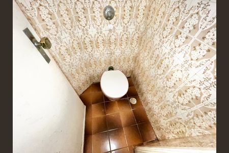 Casa à venda com 170m², 4 quartos e 2 vagasBanheiro da sala 2