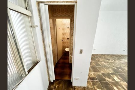 Casa à venda com 170m², 4 quartos e 2 vagasBanheiro da sala 2