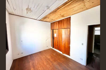 Casa à venda com 170m², 4 quartos e 2 vagasQuarto 1