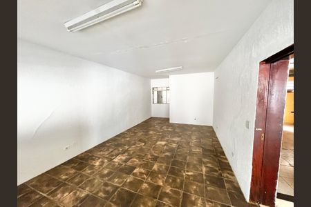 Casa à venda com 170m², 4 quartos e 2 vagasSala 2