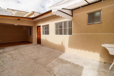 Área externa e serviço de casa para alugar com 1 quarto, 58m² em Vila Nova Mazzei, São Paulo