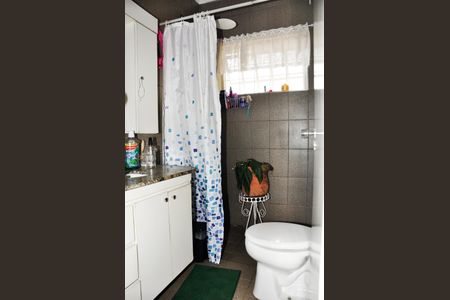 Casa para alugar com 150m², 3 quartos e 2 vagasDetalhe - Banheiro Social