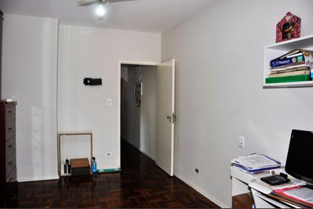 Casa para alugar com 150m², 3 quartos e 2 vagasDetalhe - Quarto 01 com Varanda