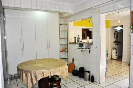 Casa para alugar com 150m², 3 quartos e 2 vagasDetalhe - Cozinha