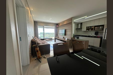 Sala de apartamento para alugar com 2 quartos, 80m² em Vila Nilva, Barueri