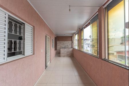 Casa à venda com 120m², 2 quartos e 1 vaga Casa à venda com 120m², 2 quartos e 1 vagaVaranda