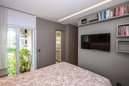 Apartamento à venda com 162m², 3 quartos e 3 vagasSuíte 2