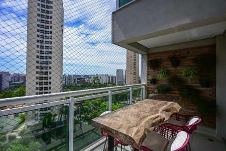 Apartamento à venda com 162m², 3 quartos e 3 vagasVaranda