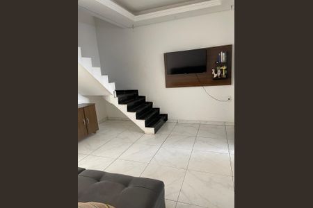 Casa para alugar com 3 quartos, 180m² em Jardim Casa Branca, Betim