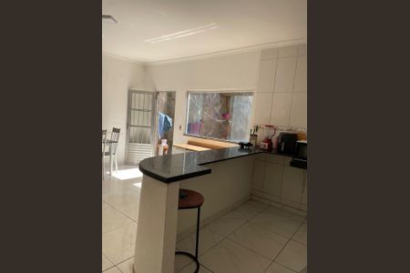 Casa para alugar com 3 quartos, 180m² em Jardim Casa Branca, Betim