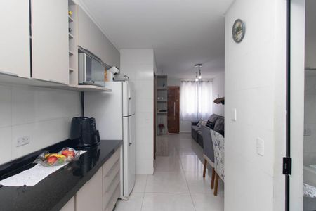 Cozinha de casa de condomínio para alugar com 2 quartos, 55m² em Vila Ede, São Paulo