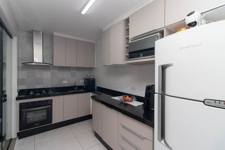 Casa de condomínio à venda com 55m², 2 quartos e 2 vagas Casa de condomínio à venda com 55m², 2 quartos e 2 vagasCozinha