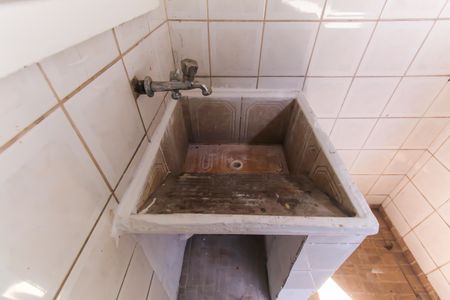 Casa para alugar com 80m², 2 quartos e sem vagaÁrea de Serviço