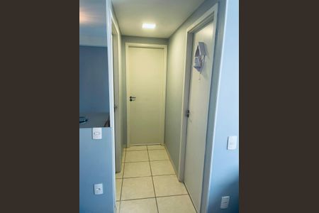 Sala de apartamento à venda com 2 quartos, 45m² em Barra Olímpica, Rio de Janeiro