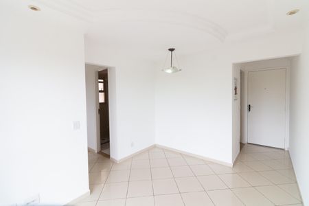 Apartamento à venda com 47m², 2 quartos e 1 vaga Apartamento à venda com 47m², 2 quartos e 1 vagaSala