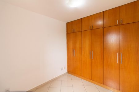 Apartamento à venda com 47m², 2 quartos e 1 vaga Apartamento à venda com 47m², 2 quartos e 1 vagaQuarto 2