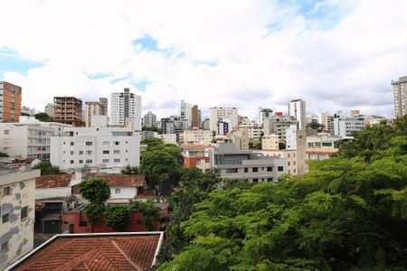 Vista da Suíte de apartamento à venda com 2 quartos, 87m² em Santo Antônio, Belo Horizonte